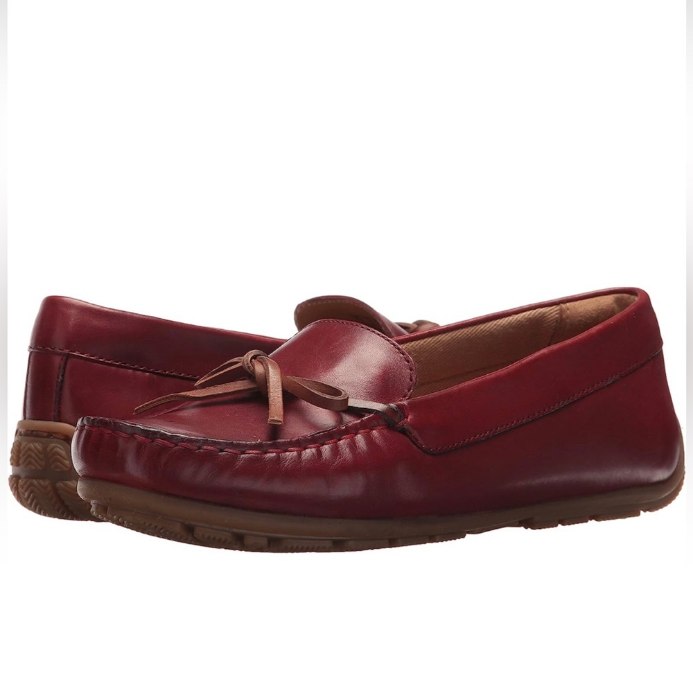 Clarks Leather Loafer